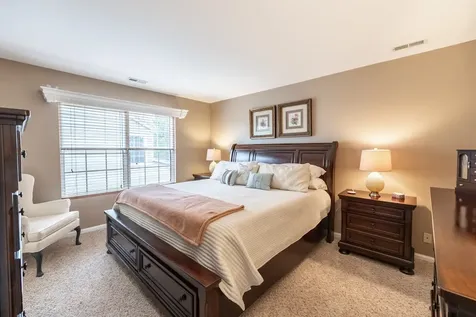 254 Mayfair Lane South Elgin IL 60177