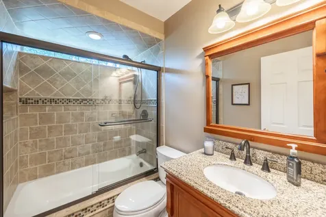 254 Mayfair Lane South Elgin IL 60177