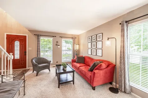 254 Mayfair Lane South Elgin IL 60177
