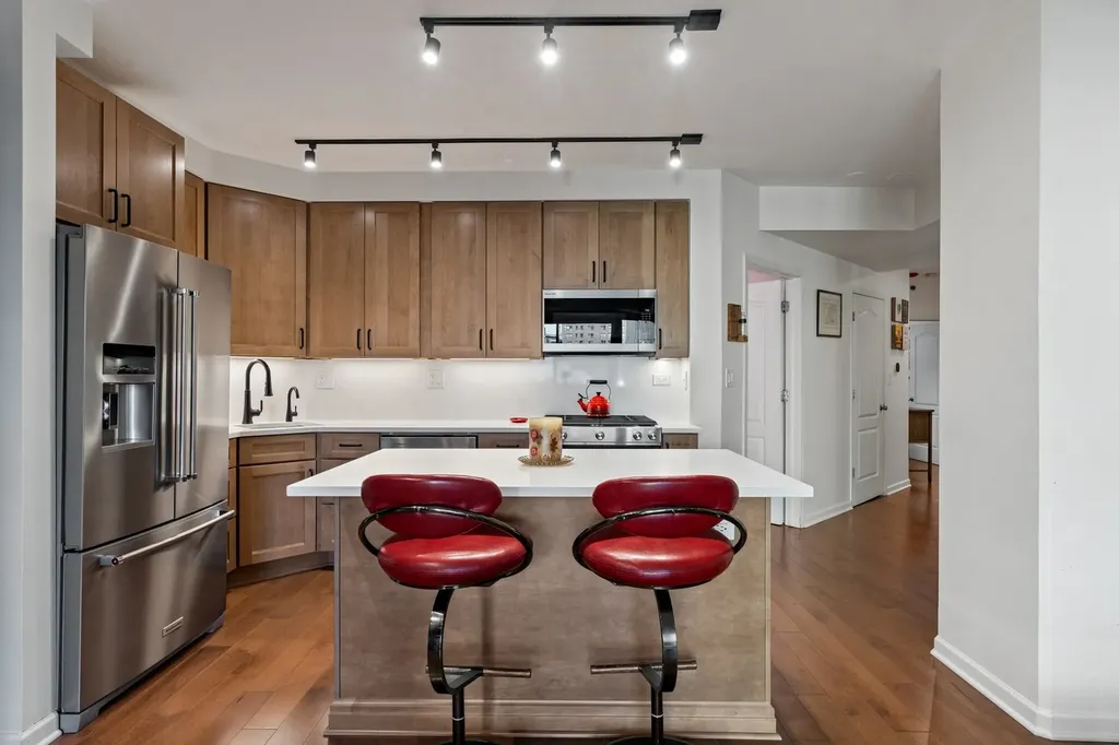 1212 North Wells Street Chicago IL 60610