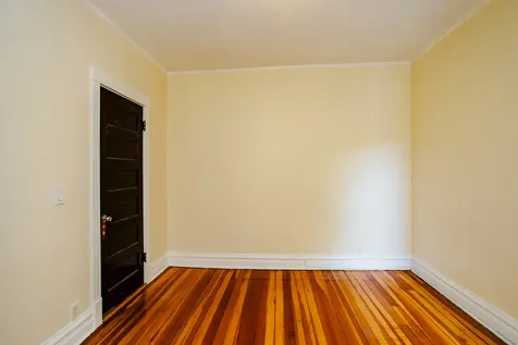 1315 West Foster Avenue Chicago IL 60640