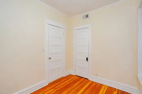 1315 West Foster Avenue Chicago IL 60640