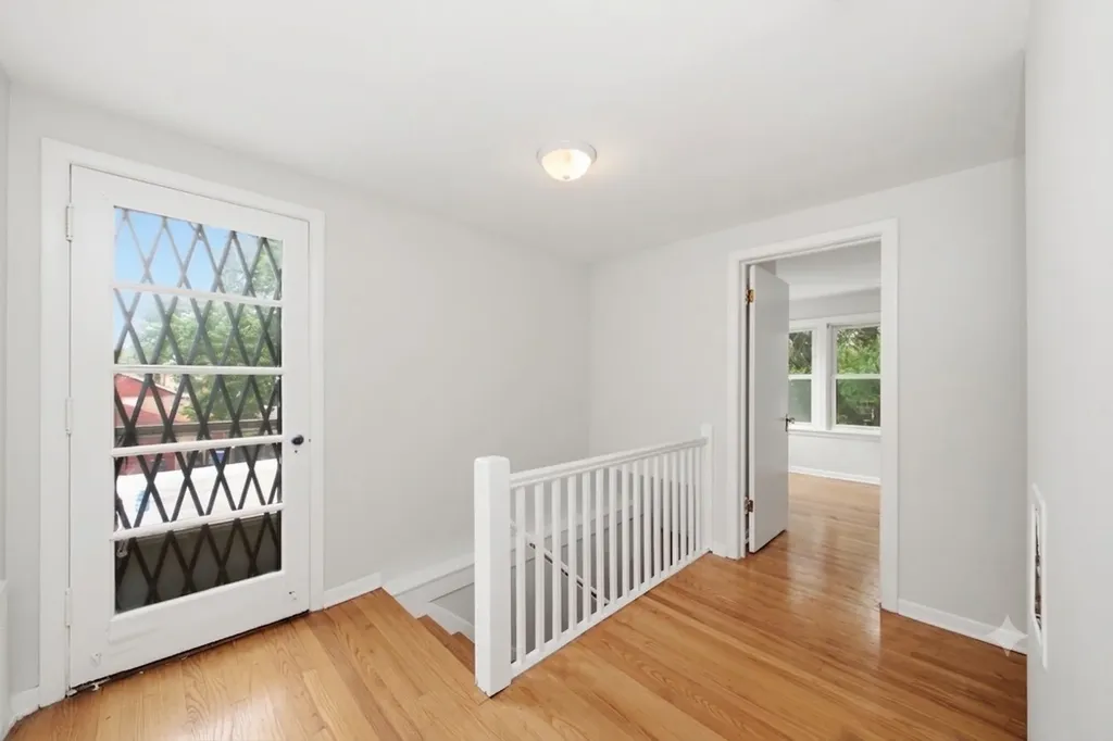 11659 South Maplewood Avenue Chicago IL 60655