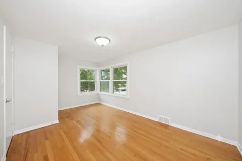 11659 South Maplewood Avenue Chicago IL 60655