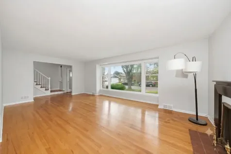 11659 South Maplewood Avenue Chicago IL 60655