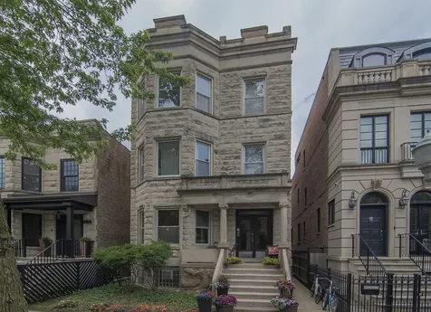 3732 North Wayne Avenue Chicago IL 60613