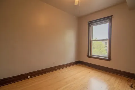 3732 North Wayne Avenue Chicago IL 60613