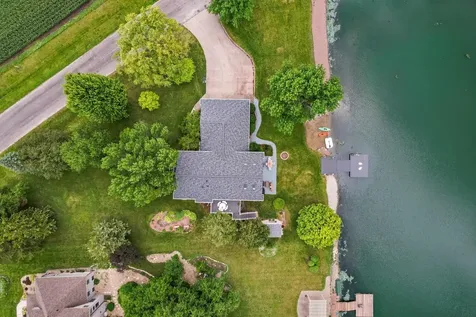 102 Lake View Drive Fairbury IL 61739