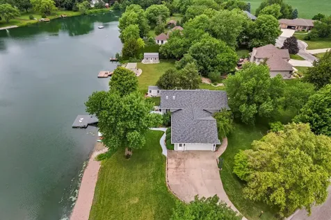 102 Lake View Drive Fairbury IL 61739