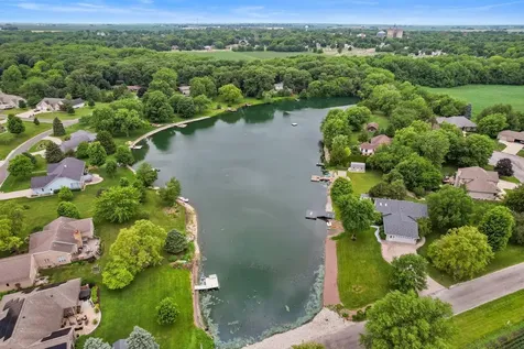 102 Lake View Drive Fairbury IL 61739