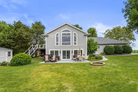 102 Lake View Drive Fairbury IL 61739