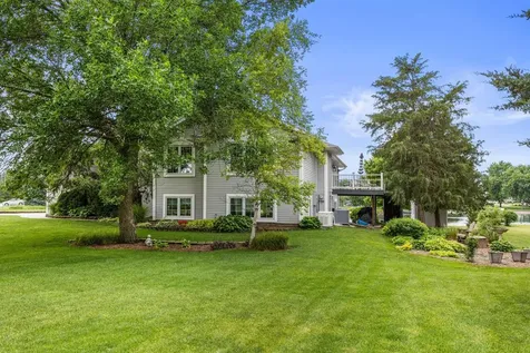 102 Lake View Drive Fairbury IL 61739