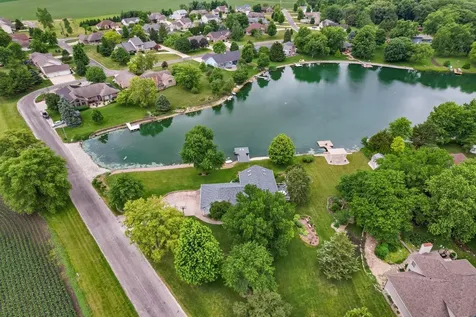 102 Lake View Drive Fairbury IL 61739