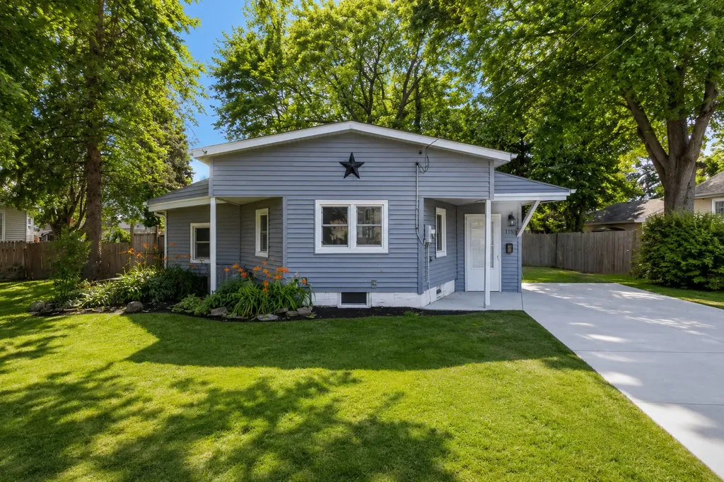 115 Cedar Street Sandwich IL 60548