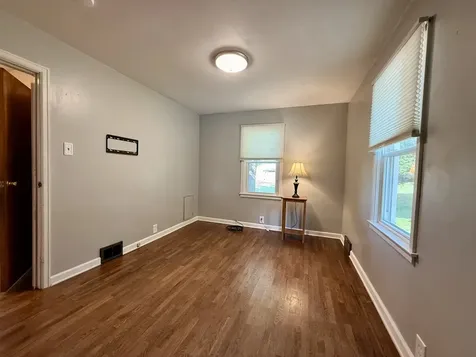101 South Fairview Place Clinton IL 61727
