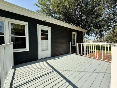 101 South Fairview Place Clinton IL 61727