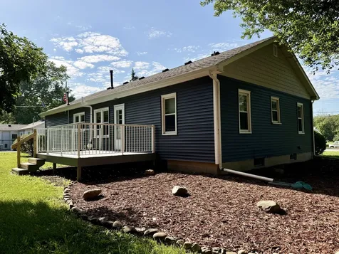 101 South Fairview Place Clinton IL 61727