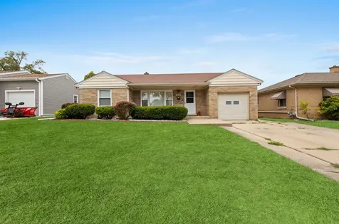 251 West 10th Street Chicago Heights IL 60411
