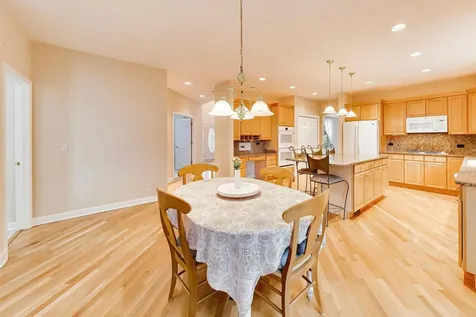 411 Periwinkle Way Prospect Heights IL 60070