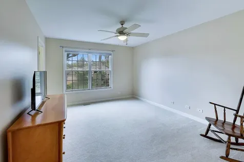 411 Periwinkle Way Prospect Heights IL 60070