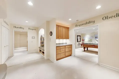 411 Periwinkle Way Prospect Heights IL 60070