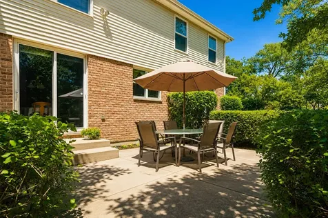 411 Periwinkle Way Prospect Heights IL 60070