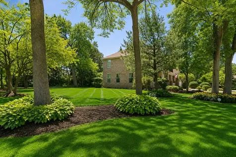 411 Periwinkle Way Prospect Heights IL 60070