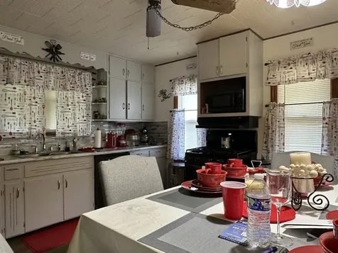 473 South Nelson Avenue Kankakee IL 60901