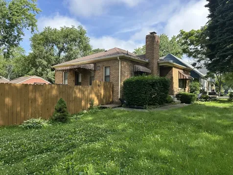 473 South Nelson Avenue Kankakee IL 60901
