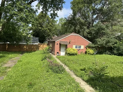 473 South Nelson Avenue Kankakee IL 60901