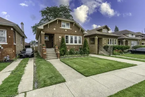 2017 South 11th Avenue Maywood IL 60153