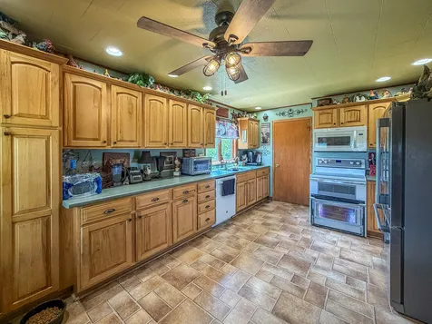 2273 County Road 3100 Gifford IL 61847