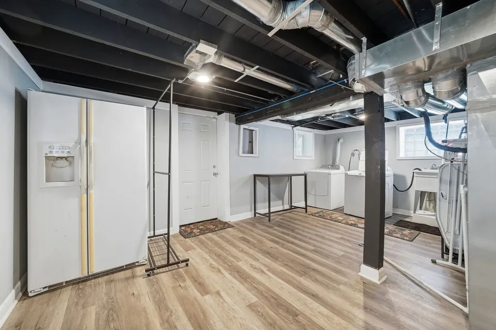 10747 South Forest Avenue Chicago IL 60628