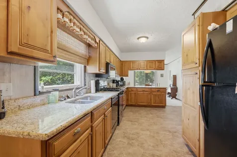 2017 Colona Road East Moline IL 61244