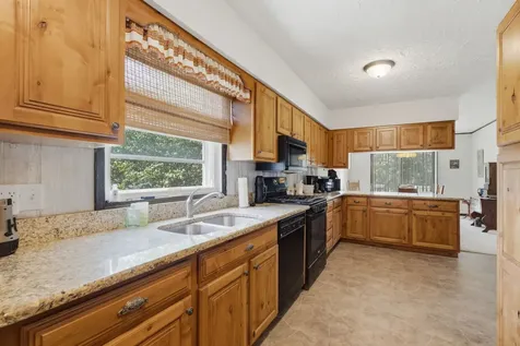 2017 Colona Road East Moline IL 61244