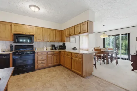 2017 Colona Road East Moline IL 61244