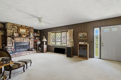 2017 Colona Road East Moline IL 61244