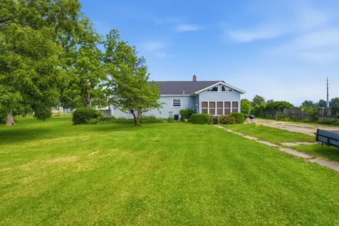 2017 Colona Road East Moline IL 61244