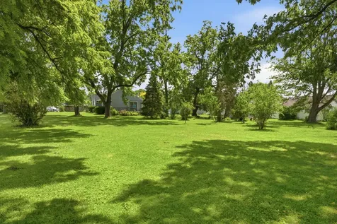 2017 Colona Road East Moline IL 61244