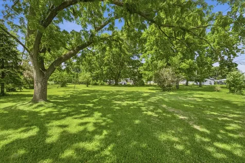 2017 Colona Road East Moline IL 61244