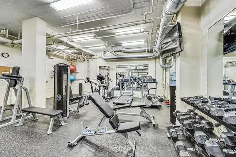 2300 North Commonwealth Avenue Chicago IL 60614