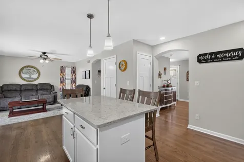 22 West Bluebell Avenue Cortland IL 60112
