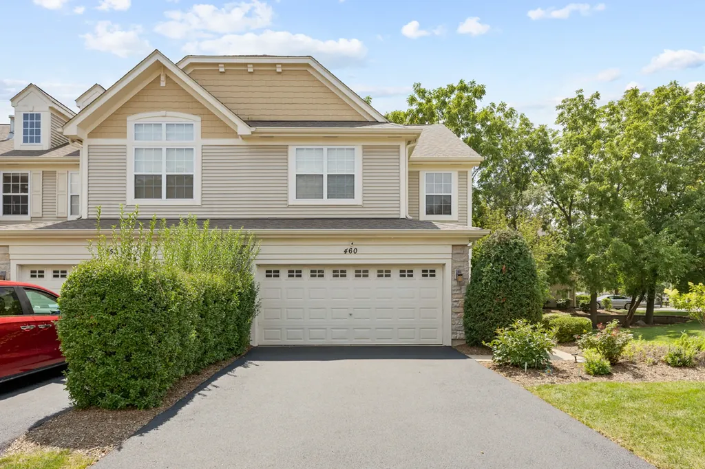 460 Vaughn Circle Aurora IL 60502