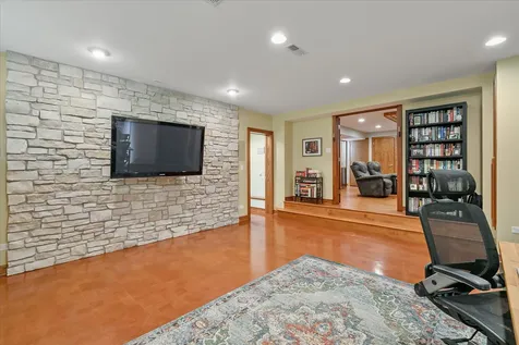 411 Drake Street Libertyville IL 60048