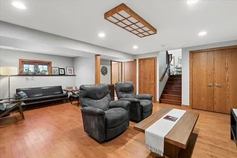 411 Drake Street Libertyville IL 60048