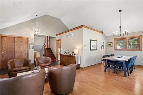 411 Drake Street Libertyville IL 60048