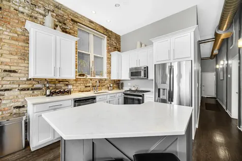 1454 West Fullerton Avenue Chicago IL 60614