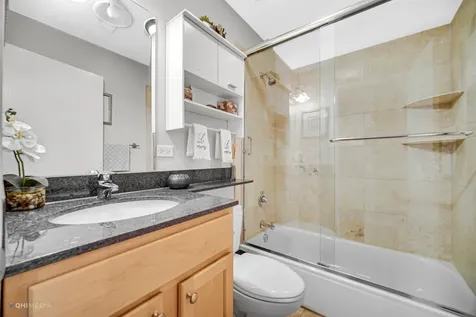 1454 West Fullerton Avenue Chicago IL 60614