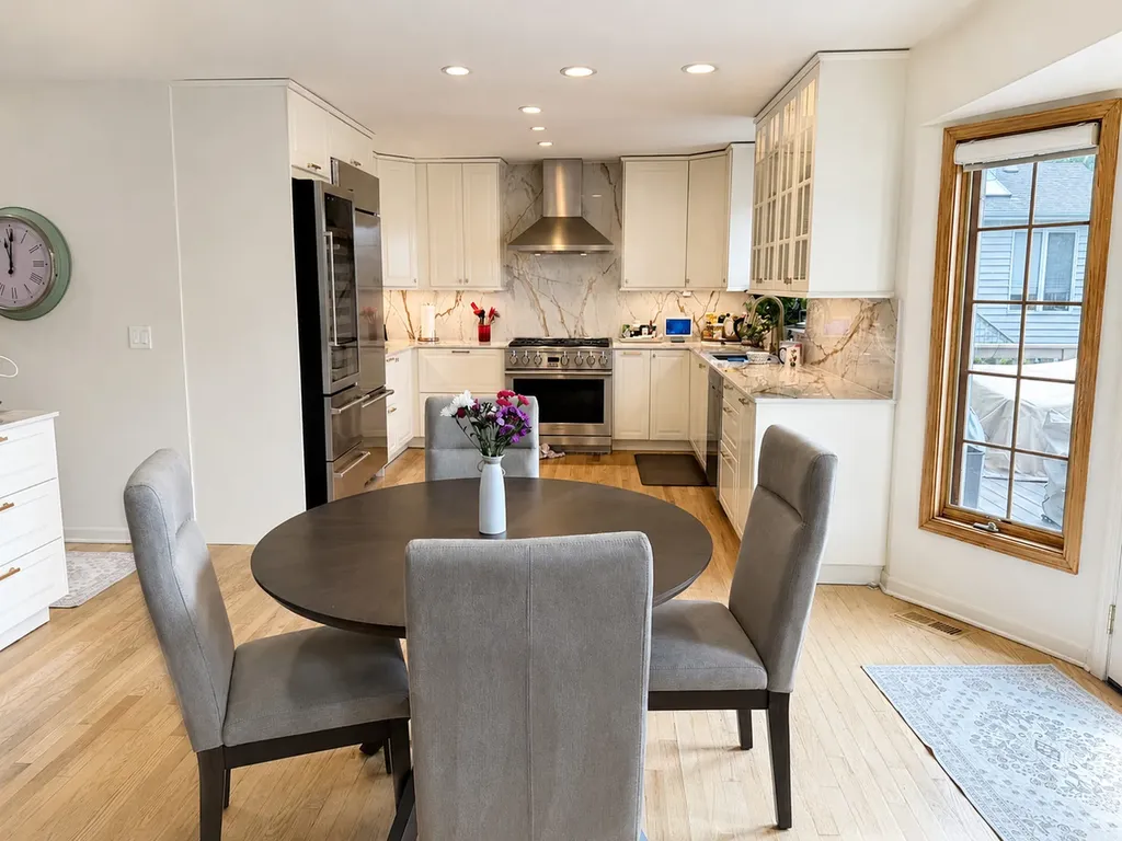 512 Gateshead Drive Naperville IL 60565