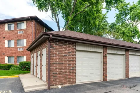 880 North Lakeside Drive Vernon Hills IL 60061